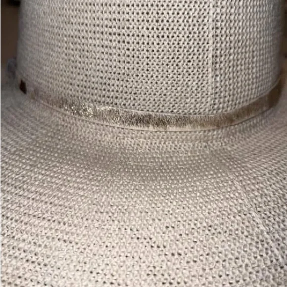 Buckle Women’s Cream Hat - Picture 3 of 6